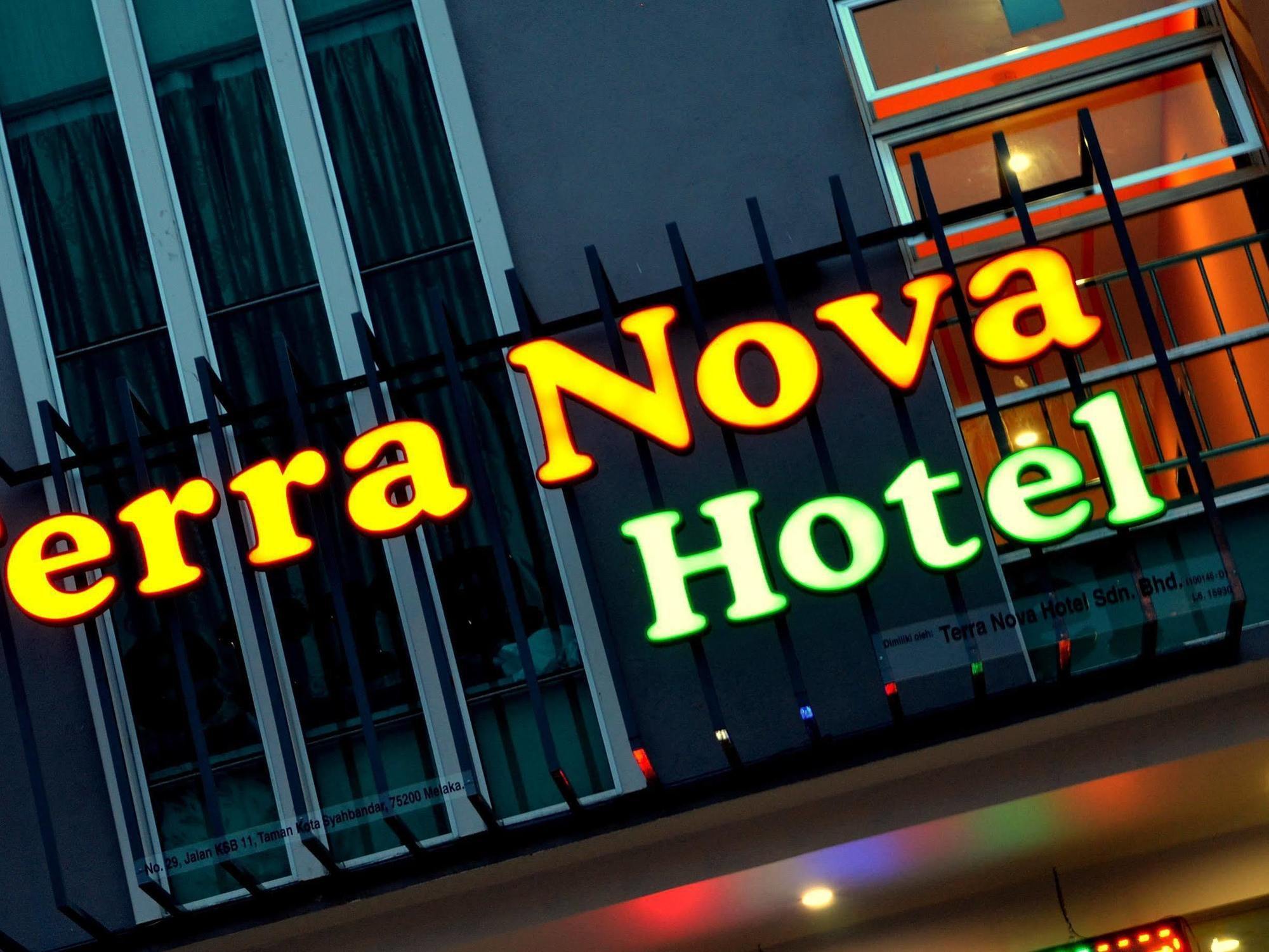 Terra Nova Hotel Malacca Exterior photo